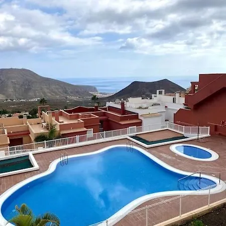 Bonitos Atardeceres Sobre Cristianos Chayofa