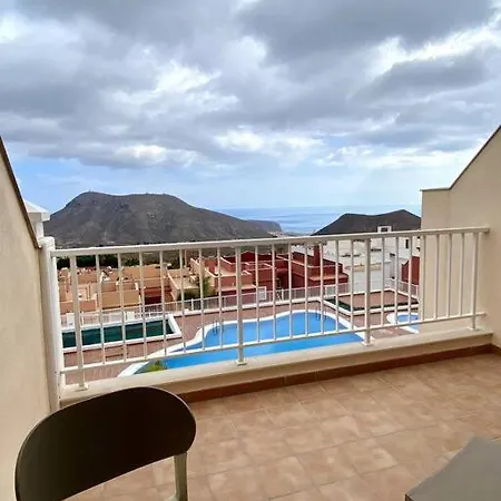 Bonitos Atardeceres Sobre Cristianos