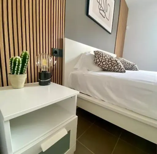 Bonitos Atardeceres Sobre Cristianos Lejlighed