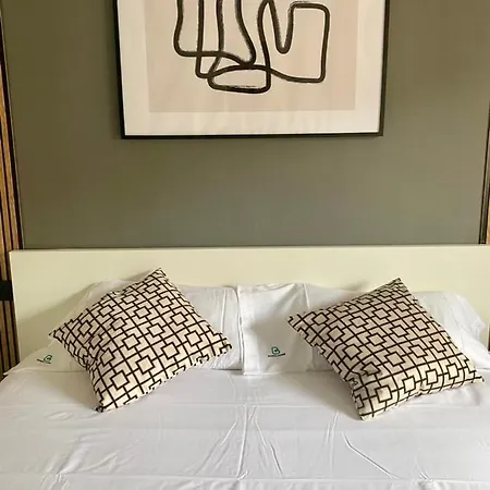 Bonitos Atardeceres Sobre Cristianos Apartament *