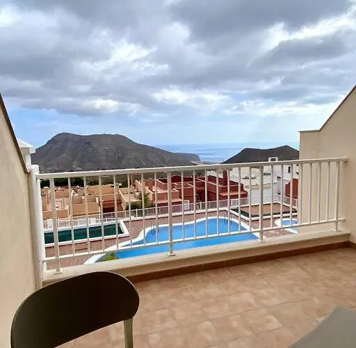 Bonitos Atardeceres Sobre Cristianos