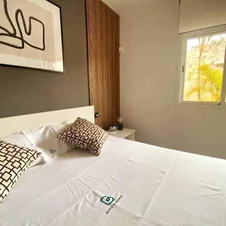 Bonitos Atardeceres Sobre Cristianos Lägenhet