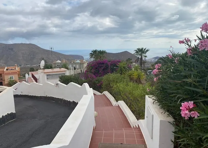 Bonitos Atardeceres Sobre Cristianos Apartment *